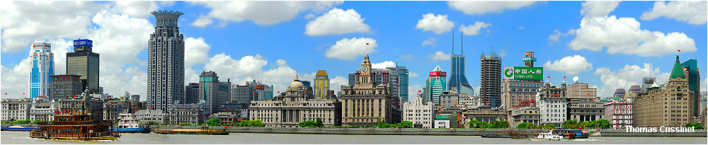 Accueil/Voyage en Chine - Aot 2006 - Mise en ligne par tape de voyage/1re tape-Shanghai/Le Bund - bund_pano3_site