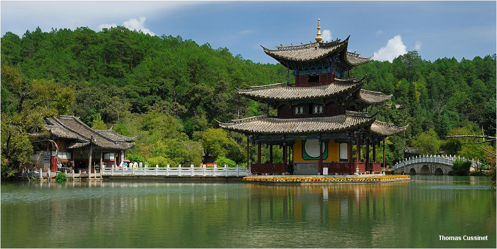 Accueil/Voyage en Chine - Ao�t 2006 - Mise en ligne par �tape de voyage/4�me �tape - Lijiang - Lac du Dragon Noir - Chine_Lijiang_Lac_du_dragon_noir_dsc_2066_site