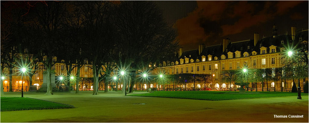 Accueil/Paris - La nuit - Place_des_Vosges__dsc0602b_site