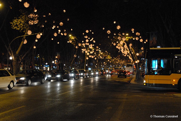 Accueil/Voyage  Lisbonne et ses environs - Dcembre 2005/Lisbonne/Dans la priode de Nol, les rues sont un peu illumines - DSC_0002